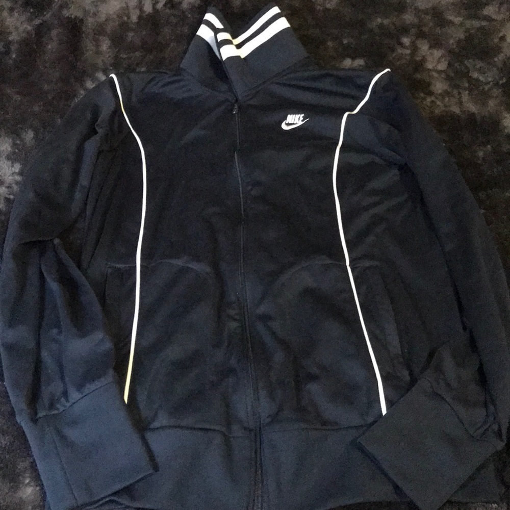 Woman’s Nike track jacket